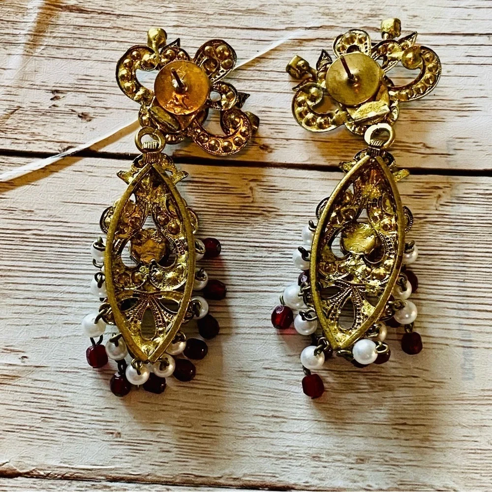 Vintage Fiorenza  style turquoise pearl and garnet bohemian dangling earrings 3”